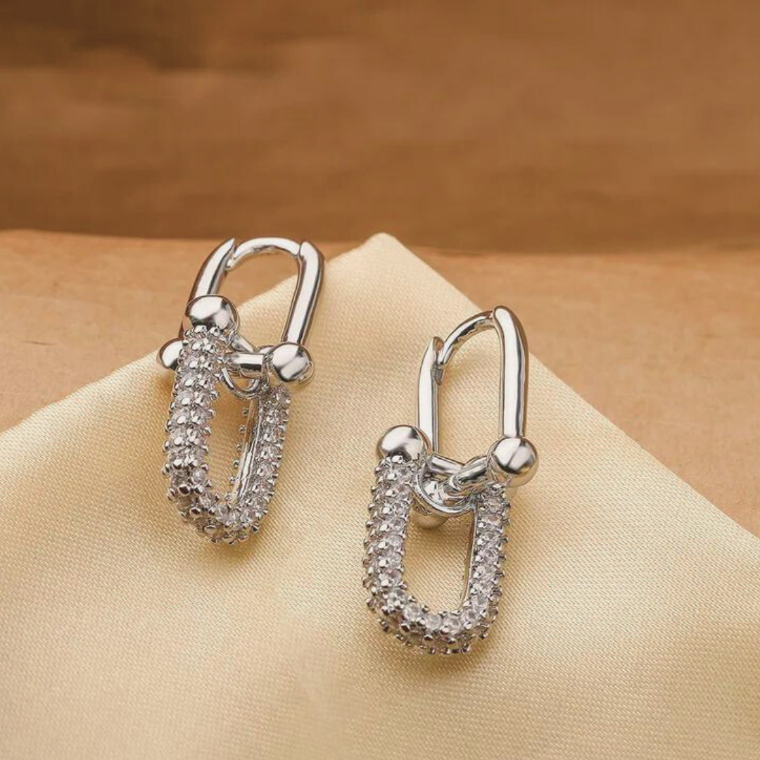 La manille earrings