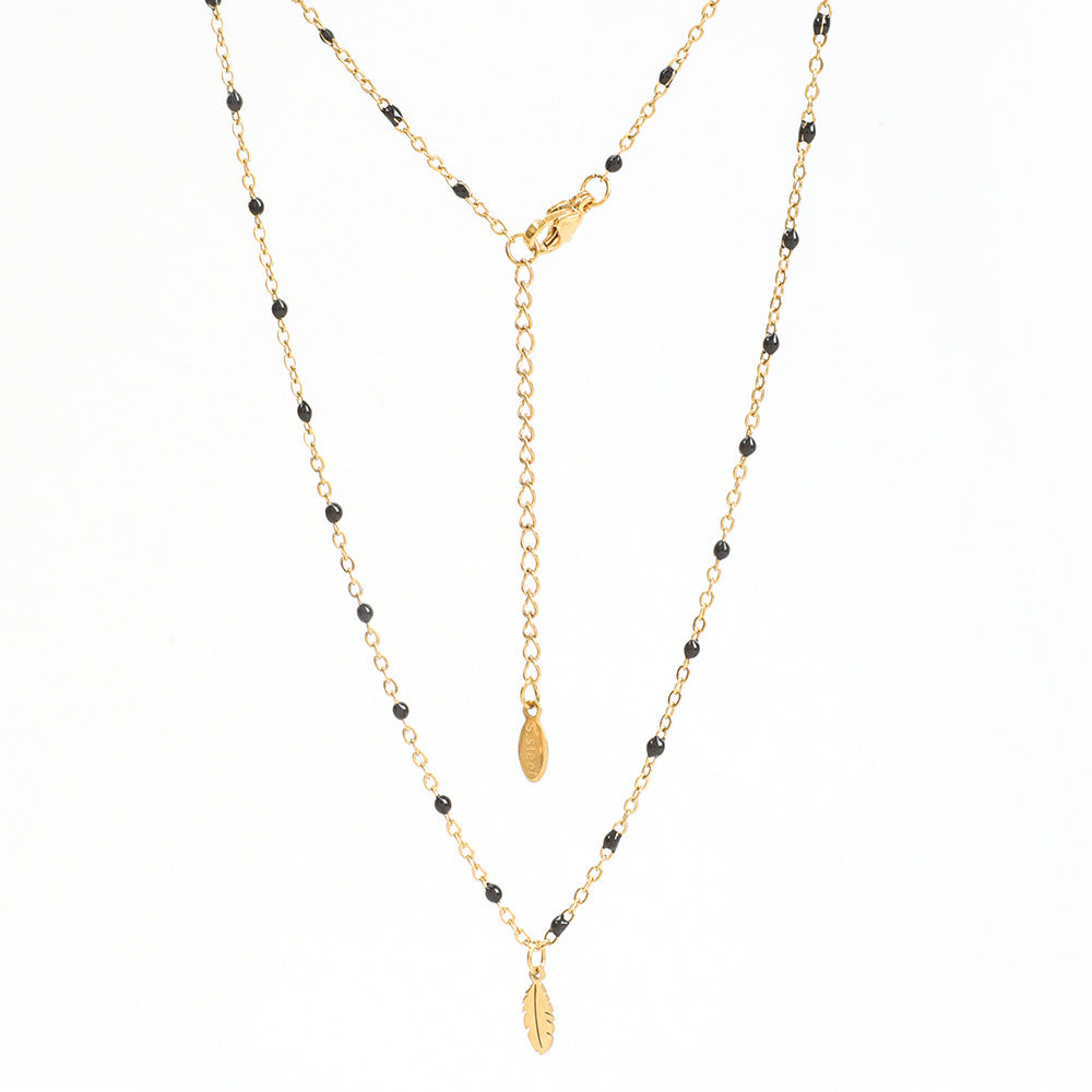 Feuilles necklaces