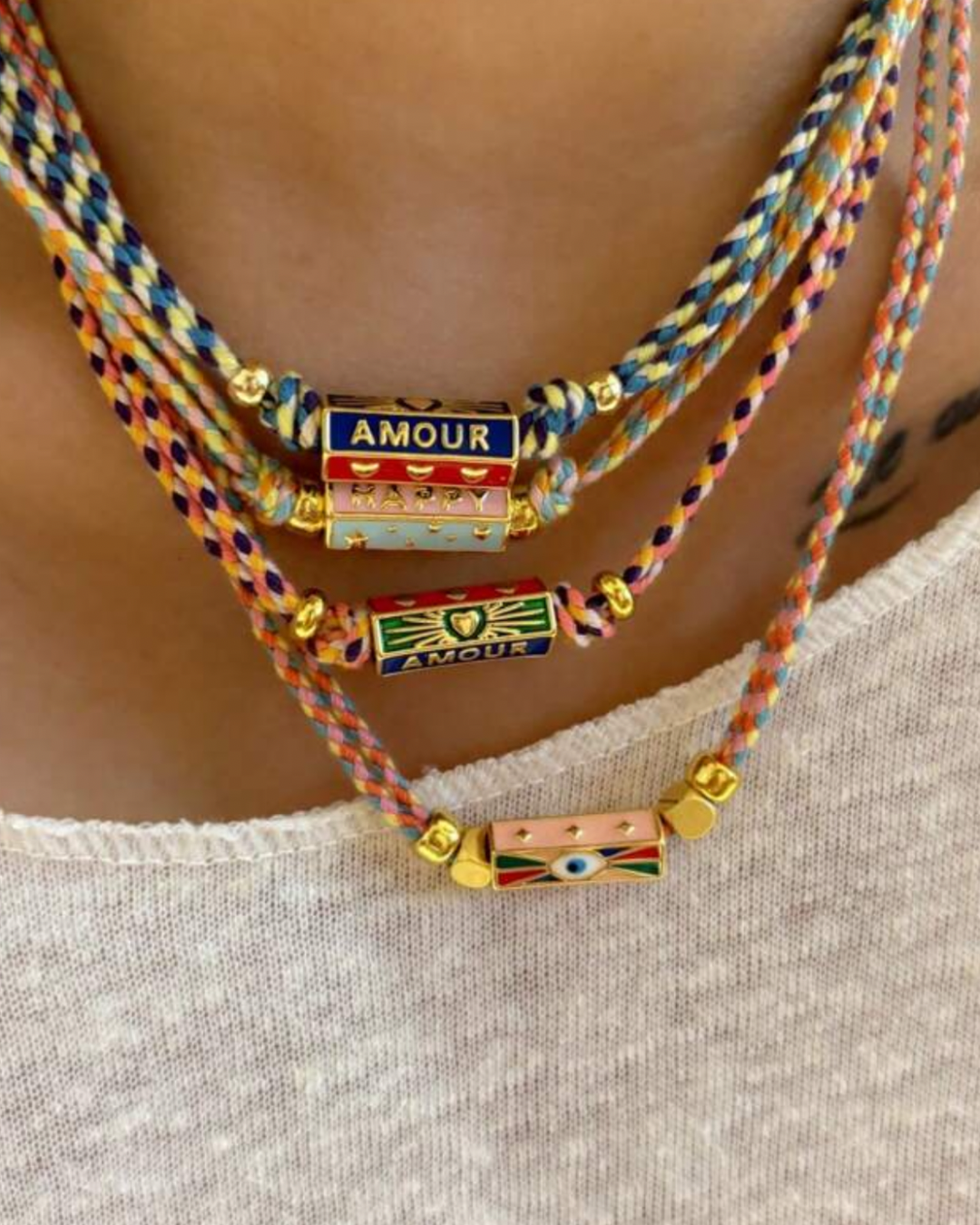 Cordon necklaces