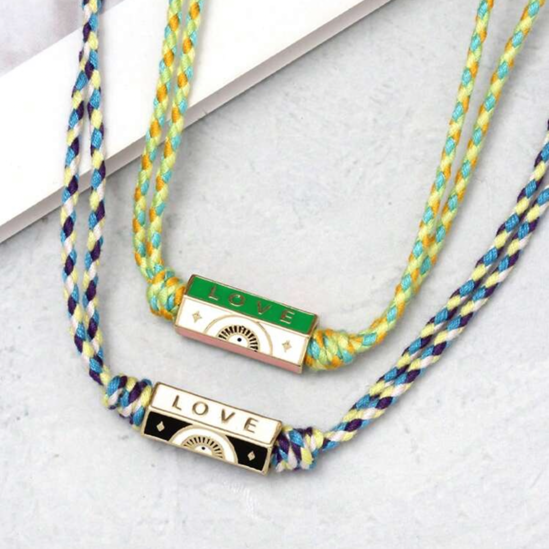 Cordon  necklaces