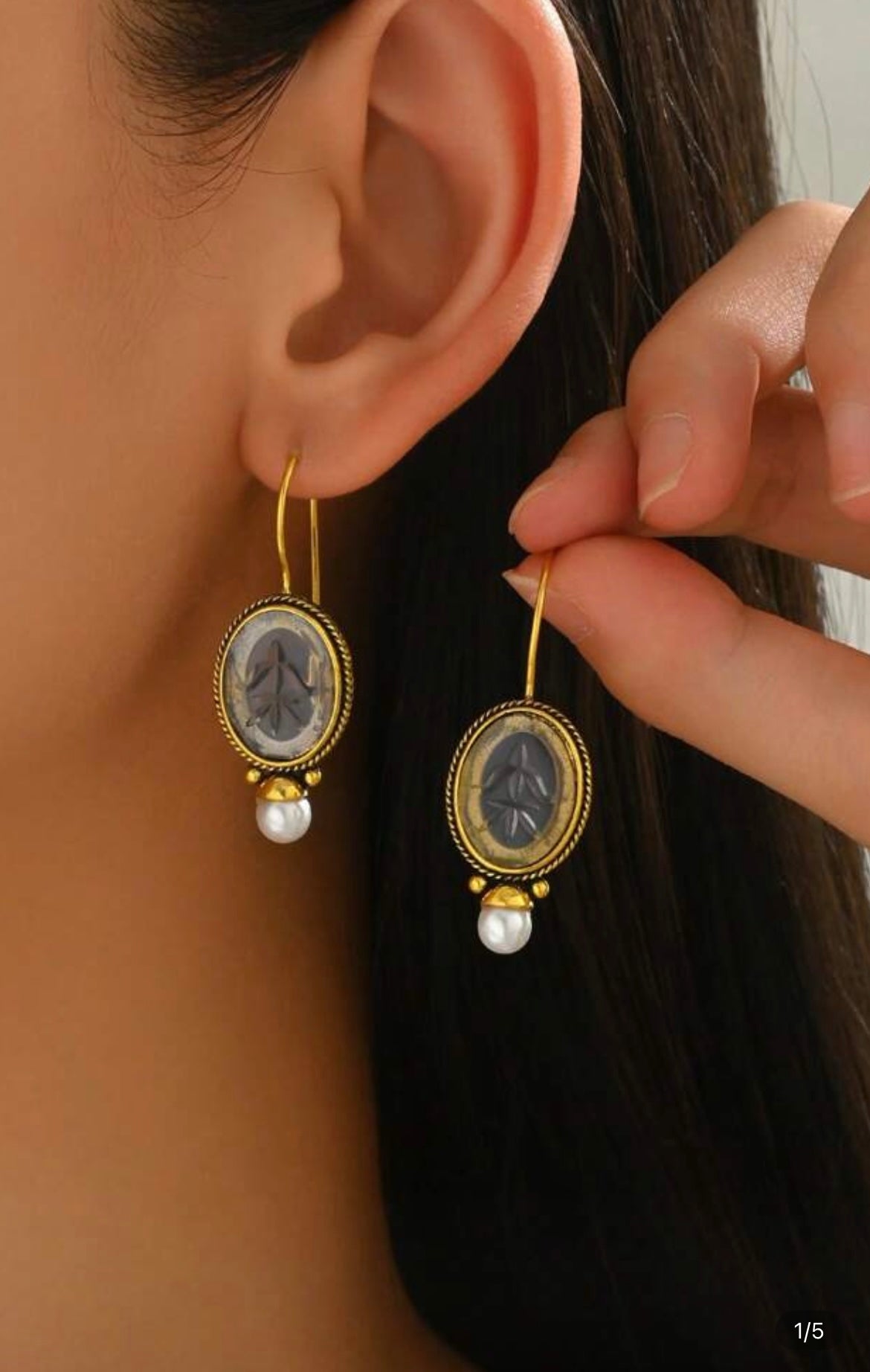 Olivia earrings