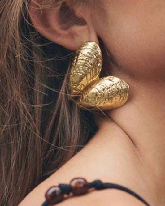 Coquille earrings