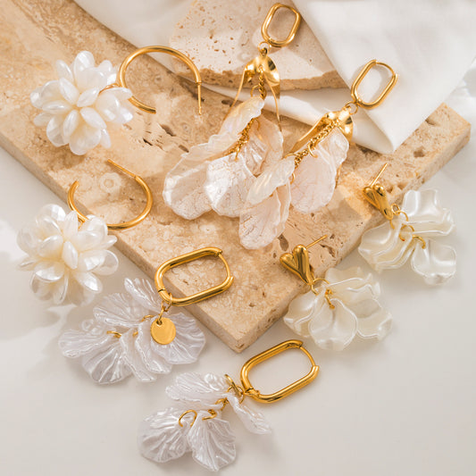 Amo earrings