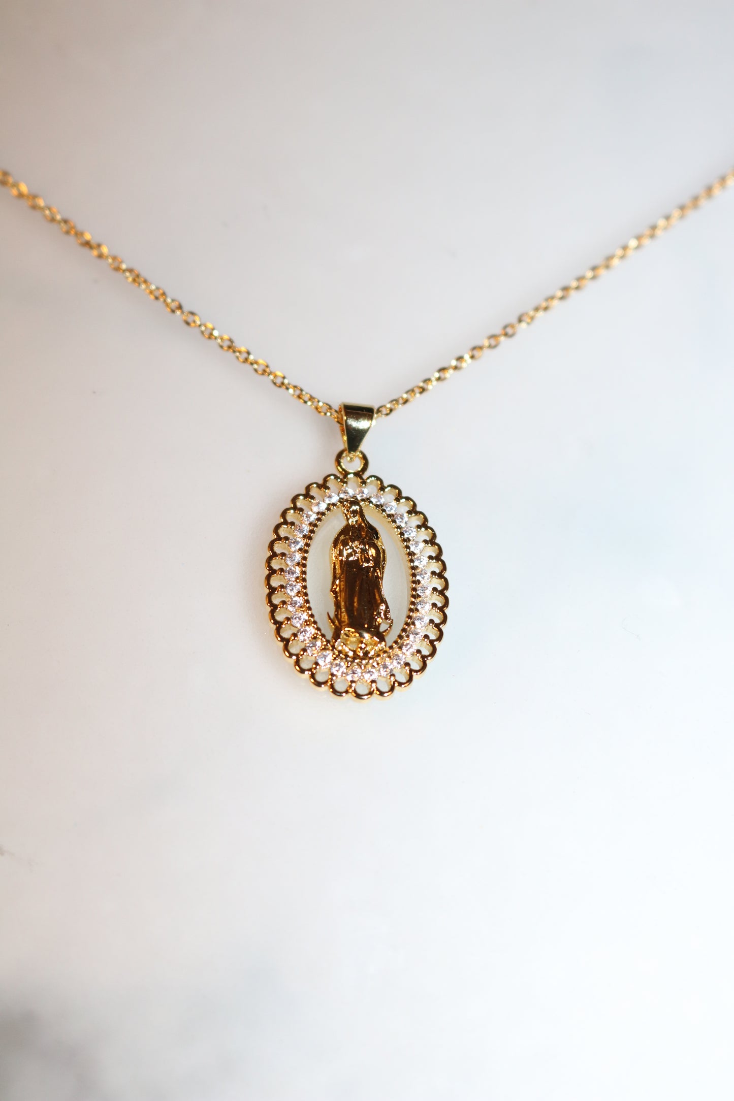 Médaille Necklaces