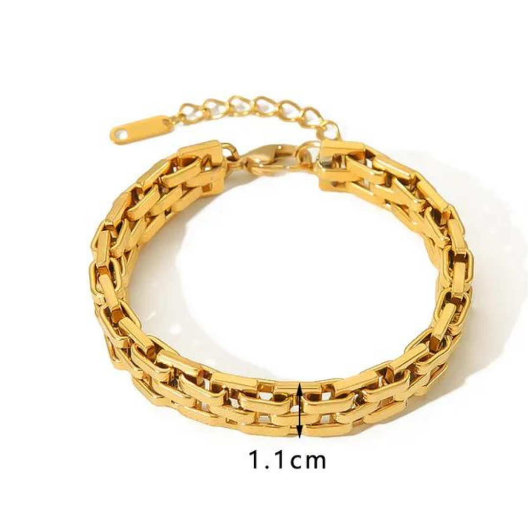 Chloé bracelets