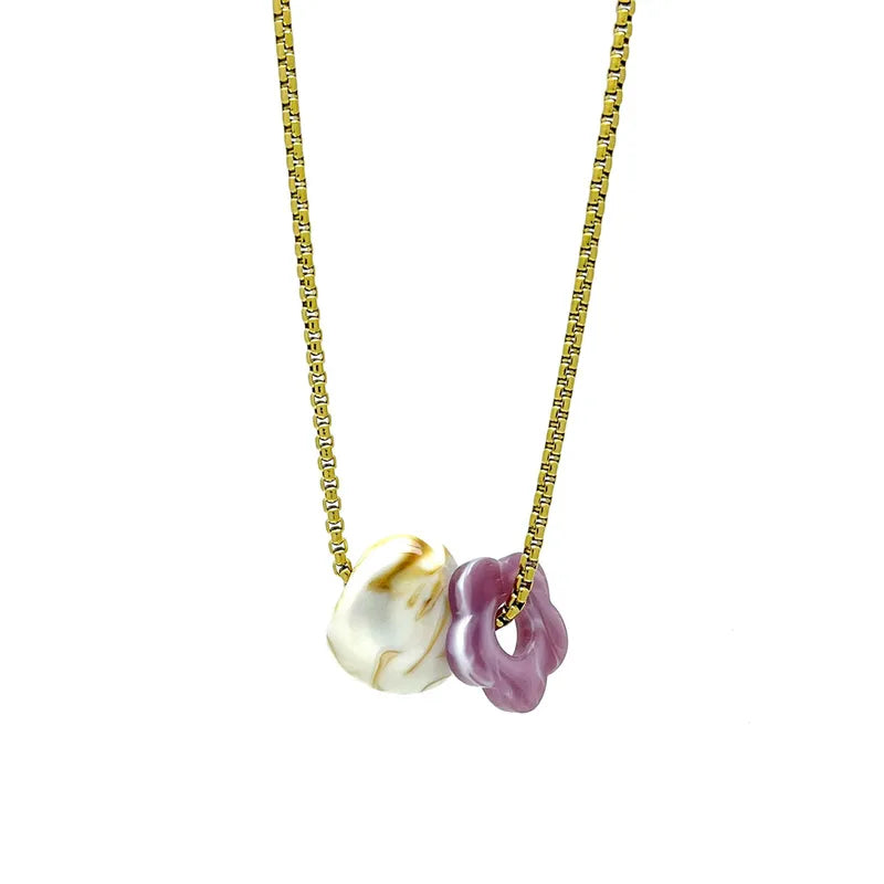 Flowers necklaces
